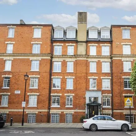 Image 2 - Hampden Gurney CofE Primary School, Forset Street, London, W1H 5HA, United Kingdom - Apartment for rent