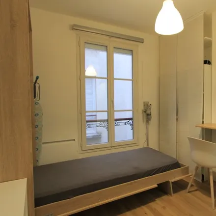 Rent this studio apartment on 23 Rue Davy in 75017 Paris, France