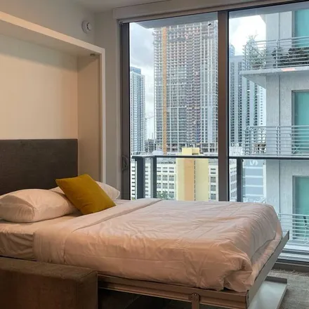 Rent this studio condo on Miami