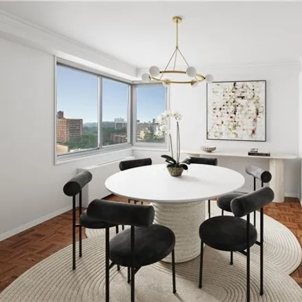 Image 3 - The Whitehall, Henry Hudson Parkway West, New York, NY 10471, USA - Apartment for sale