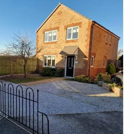 Buy this 4 bed house on Fall Close in Gilroyd, S70 6DJ