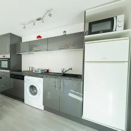 Rent this 1 bed apartment on 34430 Saint-Jean-de-Védas