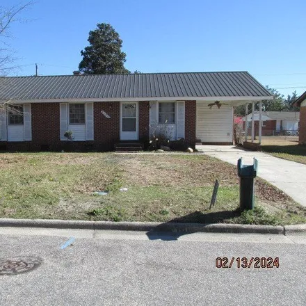 Buy this 3 bed house on 2131 Nevada Street in Lumberton, NC 28358