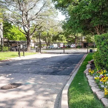 Buy this 2 bed condo on 15953 Bent Tree Forest Drive in Dallas, TX 75248