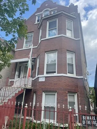Buy this studio house on 4735 South Wolcott Avenue in Chicago, IL 60609