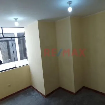 Rent this 2 bed apartment on Honorio Delgado Avenue in San Martín de Porres, Lima Metropolitan Area 15101