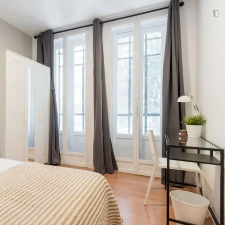 Rent this 11 bed room on Calle de Alejandro González in 8, 28028 Madrid