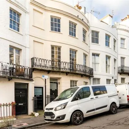 Buy this 3 bed house on The Gingerman in 21 Norfolk Square, Brighton