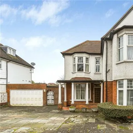 Buy this 5 bed house on 16 Beechwood Avenue in London, N3 3RB