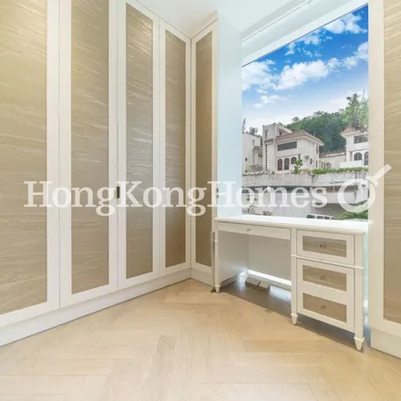 Rent this 4 bed apartment on China in Hong Kong, Hong Kong Island