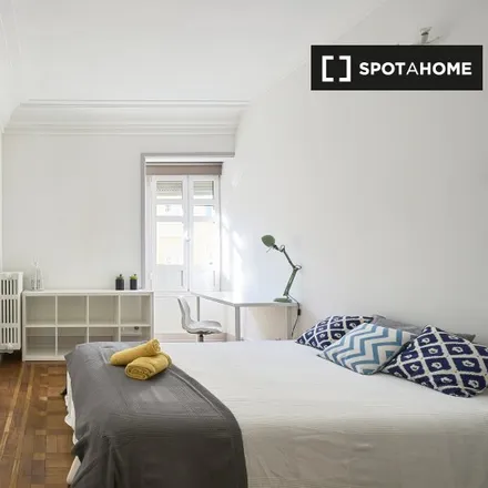 Rent this 13 bed room on Comedouro in Rua Joaquim António de Aguiar, 1269-133 Lisbon