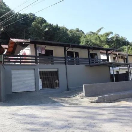 Buy this 5 bed house on Rua Florentina dos Santos in Itoupavazinha, Blumenau - SC