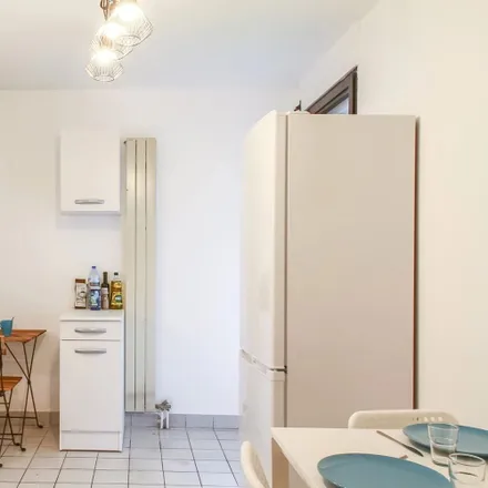 Image 5 - 7 Avenue de l'Alsace-Lorraine, 92500 Rueil-Malmaison, France - Apartment for rent