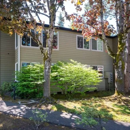 Buy this 2 bed condo on Foothills Drive in Lake Oswego, OR 97036
