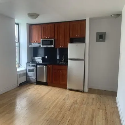 Rent this 1 bed apartment on 100 West 85th Street in New York, NY 10024