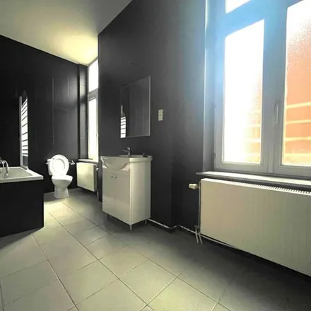 Image 6 - Rue des Potelles, 6200 Châtelet, Belgium - Apartment for rent