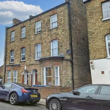 Buy this 5 bed duplex on 312 Crystal Palace Road in London, SE22 9JJ