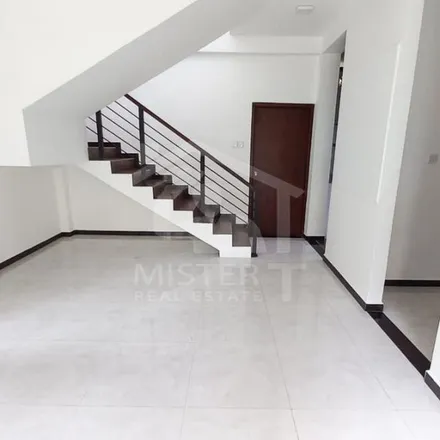 Rent this 3 bed apartment on W.A De Silva & Company Service Center in 6c Pagoda Road, Pitakotte