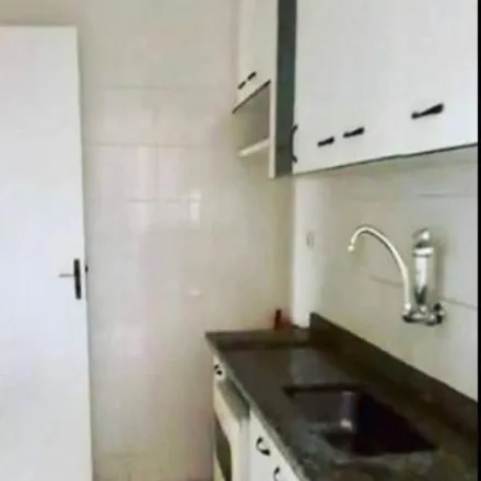 Rent this 2 bed apartment on Rua Quinze de Novembro in Centro, Taubaté - SP