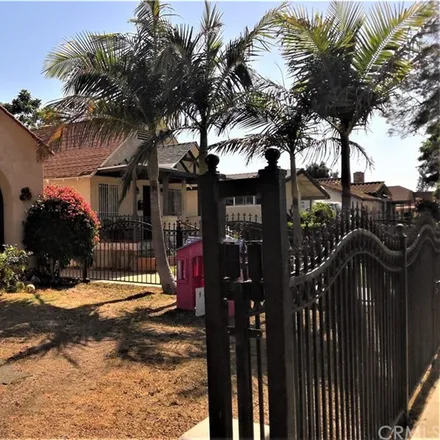 Buy this 3 bed house on 716 West 105th Street in Los Angeles, CA 90044
