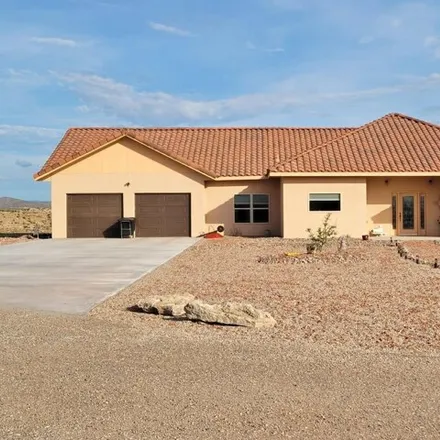 Image 1 - Sierra del Rio Golf Course, 101 Clubhouse Road, Elephant Butte, Sierra County, NM 87935, USA - House for sale