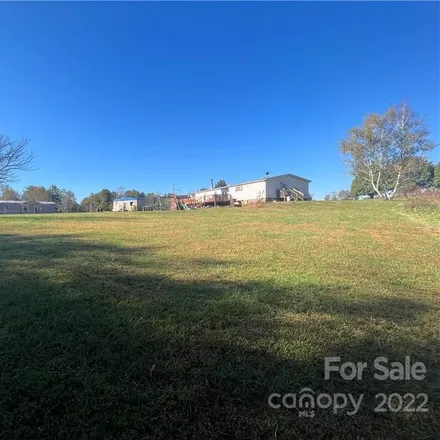 Image 6 - 1054 Annie Sophia Ln, Wilkes County, NC 28669, USA - House for sale