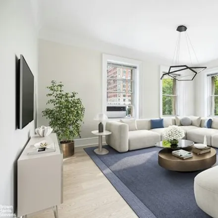 Rent this 3 bed condo on 100 West 80th Street in New York, NY 10024