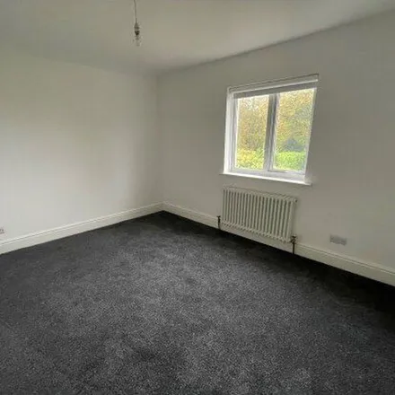 Image 7 - The Commerical, Station Road, St Helens, L35 0LL, United Kingdom - Apartment for rent