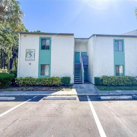 Rent this 1 bed condo on 868 114th Avenue North in Saint Petersburg, FL 33716