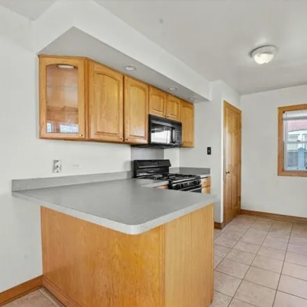 Image 9 - 400 West 99th Place, Chicago, IL 60628, USA - House for sale