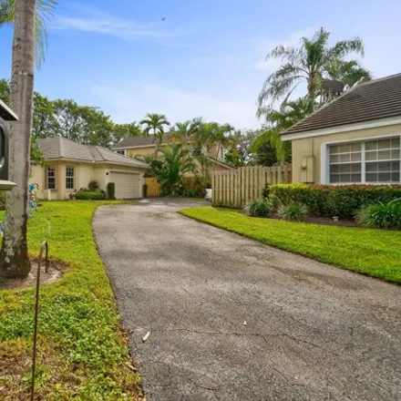 Buy this 3 bed house on 2999 Tall Oak Court in Pine Island, FL 33328