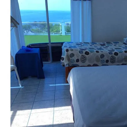 Rent this 4 bed house on Ecuador in Lorenzo de Garaycoa, 090308