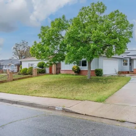 Buy this 3 bed house on 2822 Occidental Street in Bakersfield, CA 93305