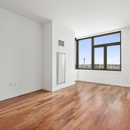 Image 2 - J Condos, 136 Front Street, New York, NY 11201, USA - Apartment for rent