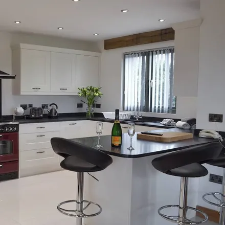 Rent this 4 bed townhouse on Icklesham in TN36 4AF, United Kingdom