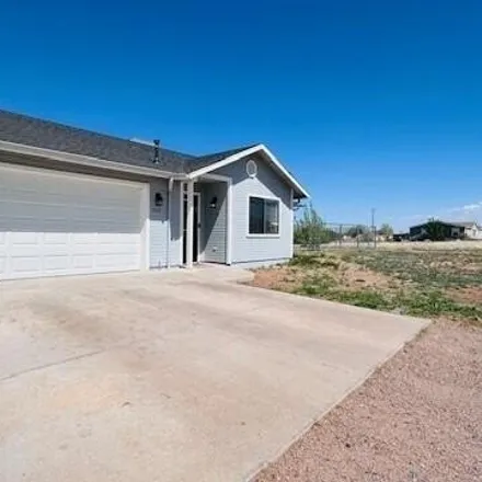 Image 1 - 1210 West Mountain View Drive, Taylor, Navajo County, AZ 85939, USA - House for sale