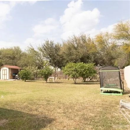 Image 4 - 1879 4 Mile Line, Hamlet Colonia, Alton, TX 78573, USA - House for sale