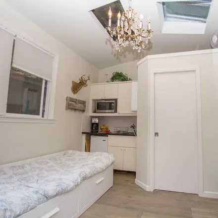 Rent this 1 bed house on Berkeley