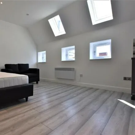 Rent this studio apartment on Kildare Street in Leicester, LE1 3FY