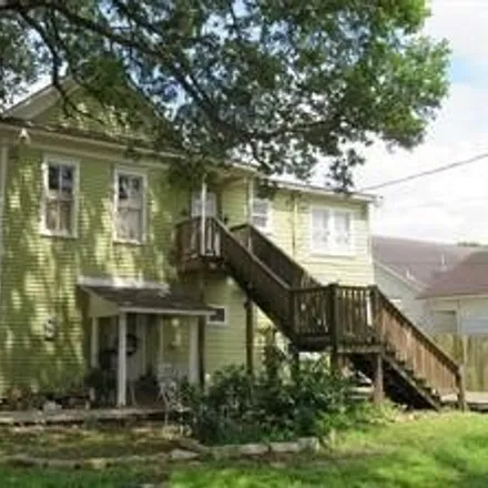 Rent this 2 bed house on 176 East 2nd Street in El Campo, TX 77437