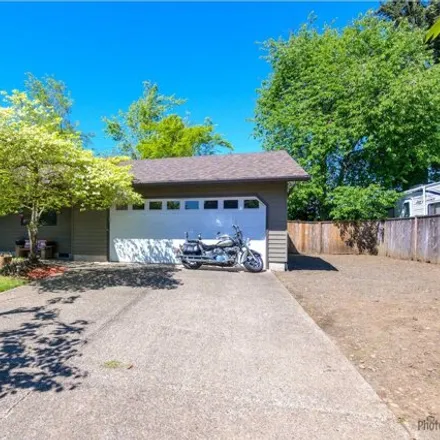 Buy this 3 bed house on 666 56th Street in Springfield, OR 97478