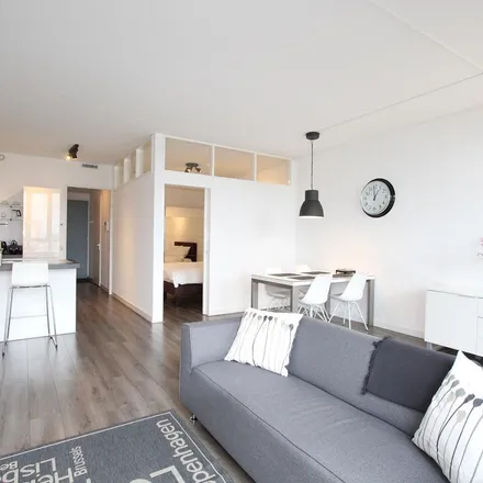 Rent this 1 bed apartment on Centrum in Raadhuisplein 22, 2132 TZ Hoofddorp