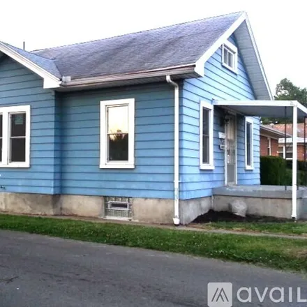 Rent this 1 bed house on 1615 Tuttle Ave