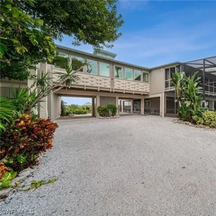 Image 2 - Captiva Drive, Wulfert, Lee County, FL 33926, USA - House for sale