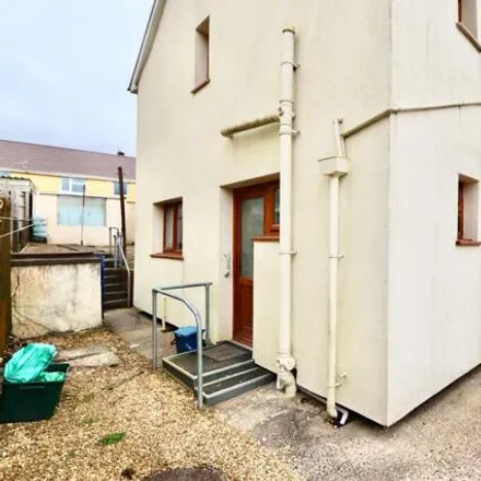 Image 5 - Mandeg, Treharris, CF46 6DF, United Kingdom - Duplex for rent