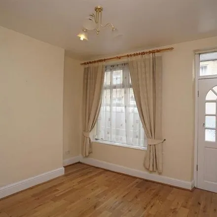 Rent this 3 bed townhouse on Bickerton Road in Sheffield, S6 1SF