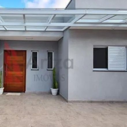 Buy this 4 bed house on Rua Newton de Almeida Castro in Vila da Prata, Mogi das Cruzes - SP