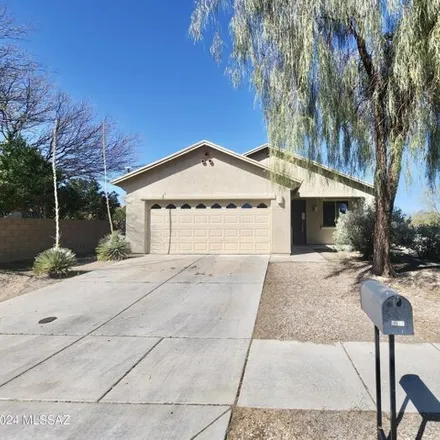 Rent this 3 bed house on 3315 Lakeside Ridge Loop in Tucson, AZ 85730