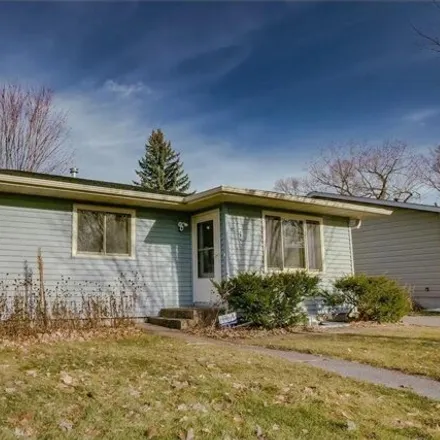 Buy this 5 bed house on 1939 Field Avenue in Saint Paul, MN 55116