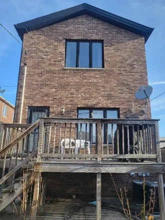 Buy this 3 bed house on 619 West Root Street in Chicago, IL 60609